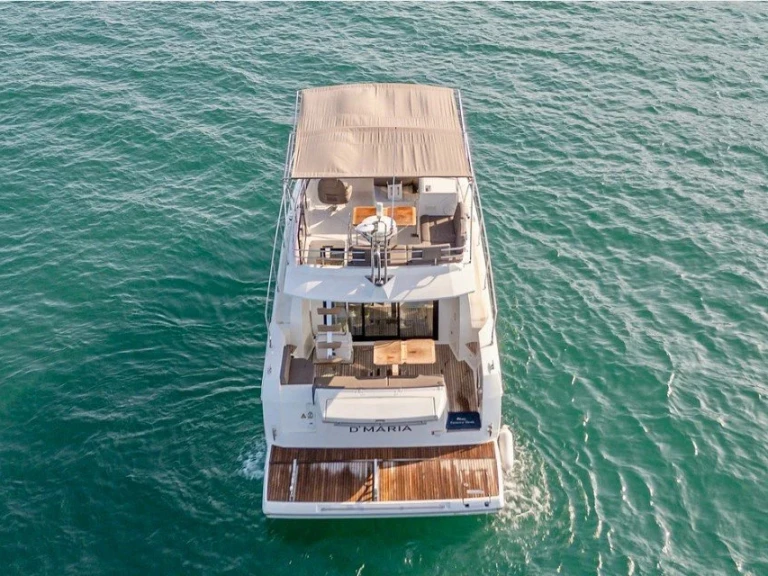 Noleggio Barca a motore Prestige con patente nautica