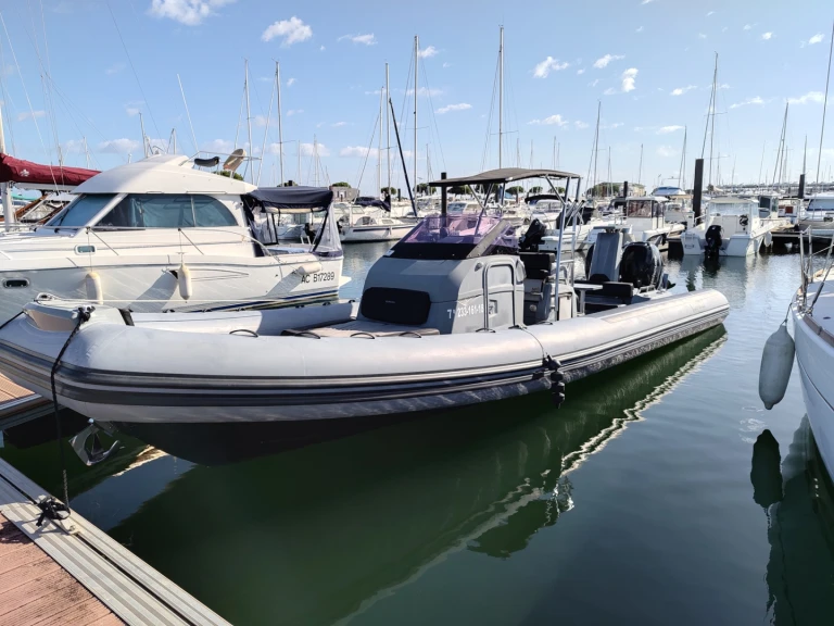 Noleggiare una Brig Eagle 10 a Arcachon