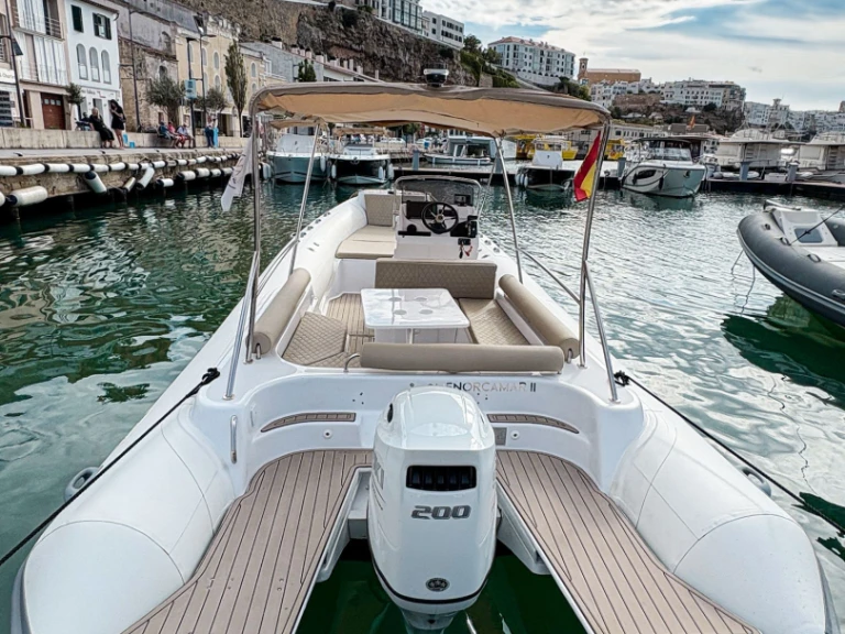 Tarpon Luxe 790 da affittare a  Mahón