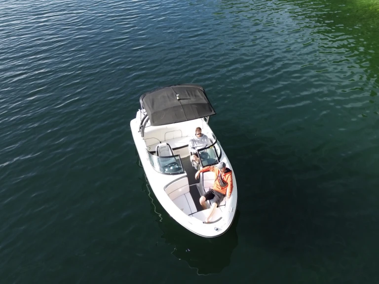 Noleggio barche Aix-les-Bains economico Sea Ray 190 Sport