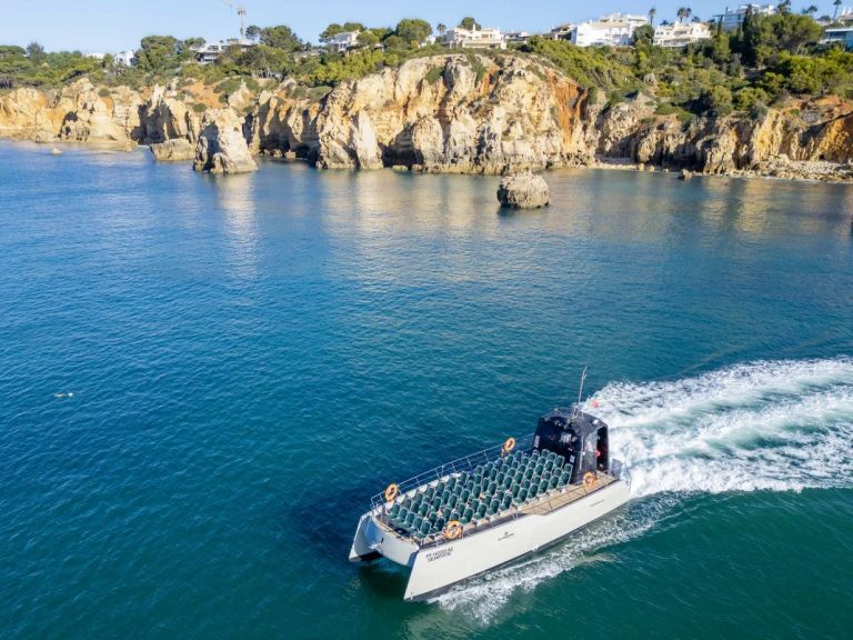 drassanes Custom da affittare a  Marina de Lagos