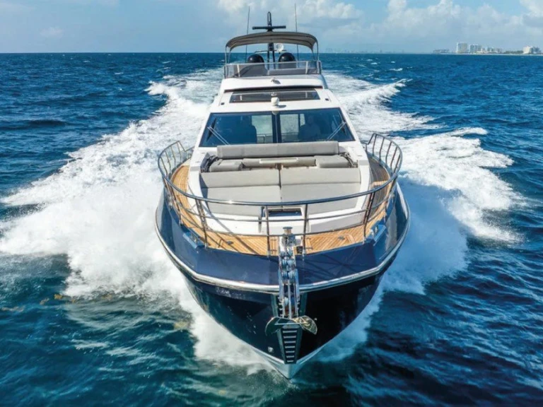 Noleggio Yacht di lusso con o senza skipper Azimut a Panama City Beach