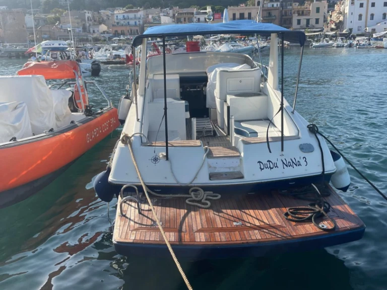 Noleggio Barca a motore Airon con patente nautica