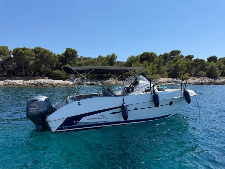 Noleggio a Mandelieu-la-Napoule – Bénéteau Flyer 750 Sun Deck su SamBoat