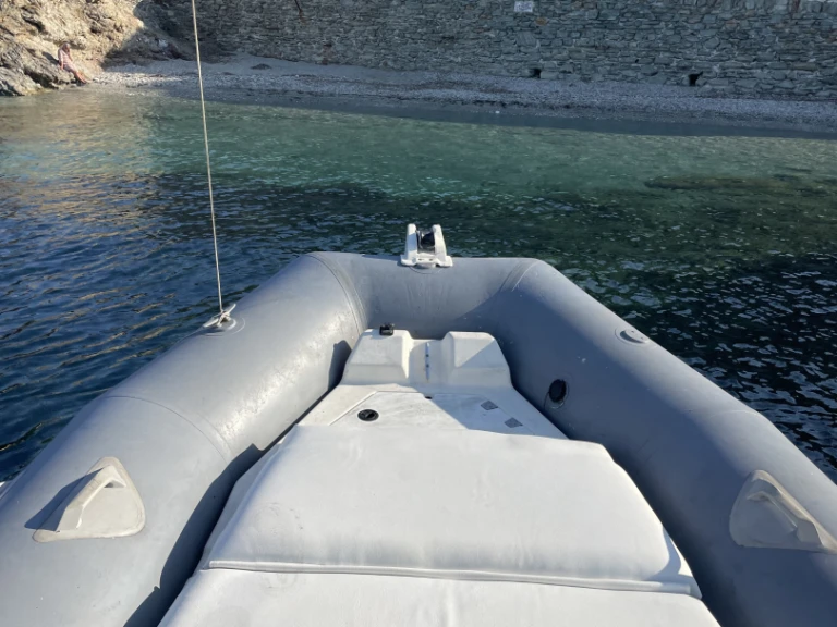 Noleggio Gommone a Six-Fours-les-Plages – Zodiac Medline I