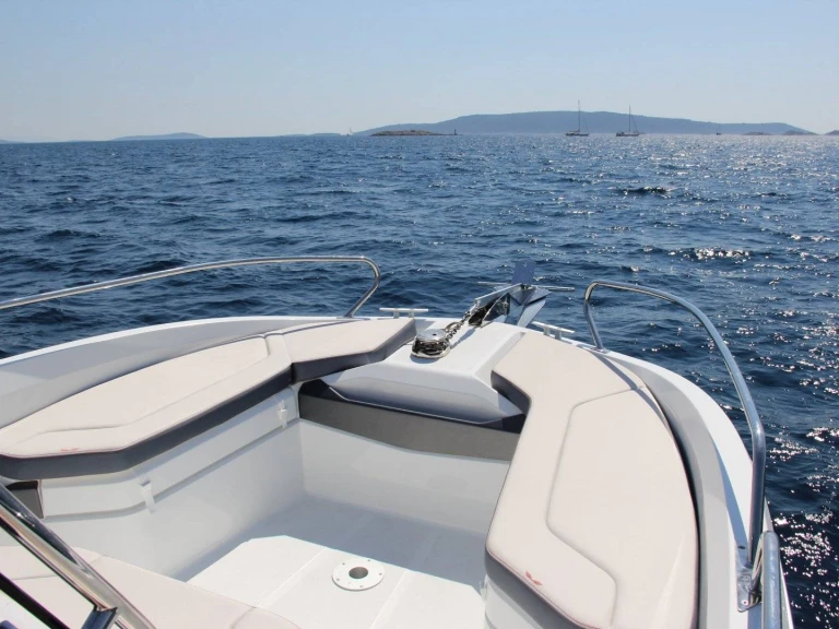 Noleggio Barca a motore con o senza skipper Quicksilver a Marsiglia