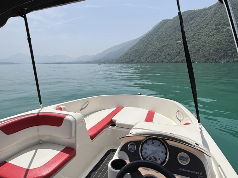 Noleggio a Grand Port d'Aix-les-Bains – Bayliner Bayliner 180 Element XL su SamBoat