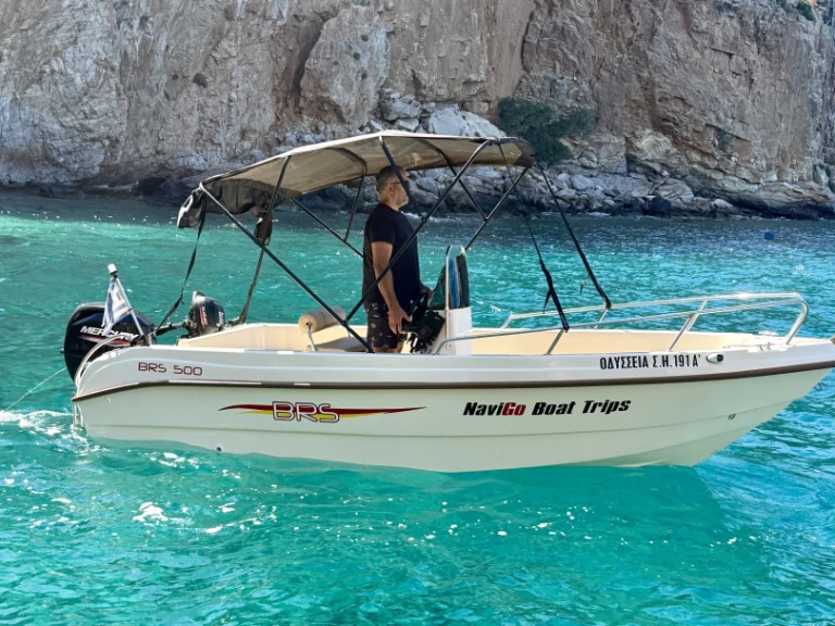 Noleggio Barca a motore BRS con patente nautica
