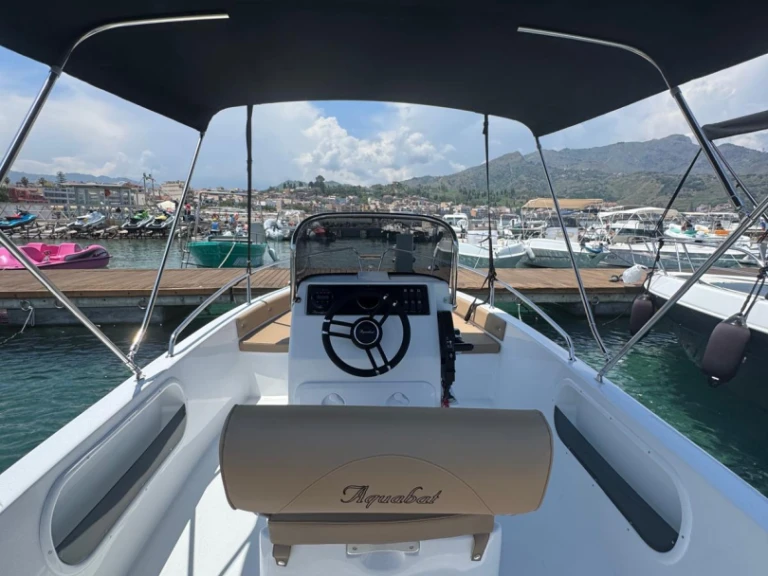 Noleggio Barca a motore a Giardini-Naxos – Aquabat Sport Line 19