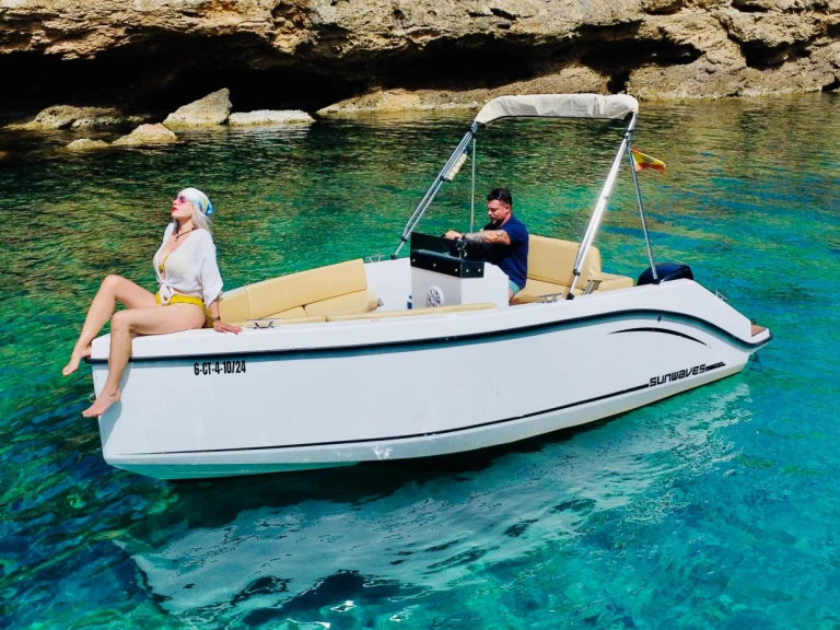 Noleggio a Sant Antoni de Portmany – Silver Yacht 555 premium boat su SamBoat