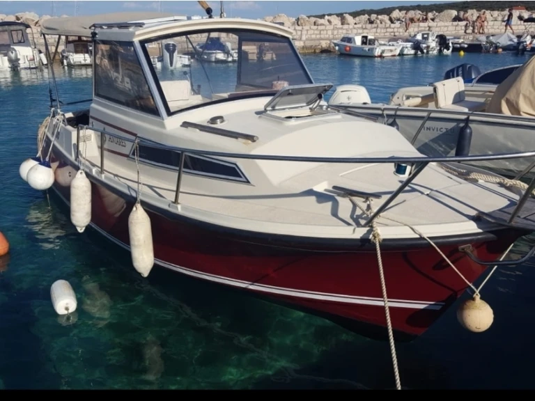 Noleggio barche Bénéteau Antares 660 a Ragusa (Dubrovnik) su Samboat