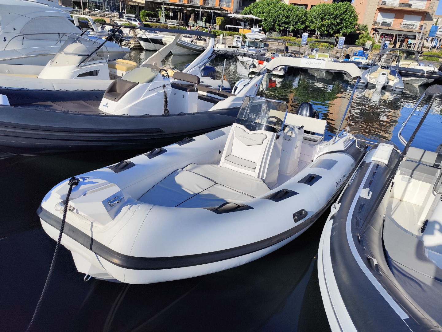 Gommone a noleggio a Porto-Vecchio al miglior prezzo