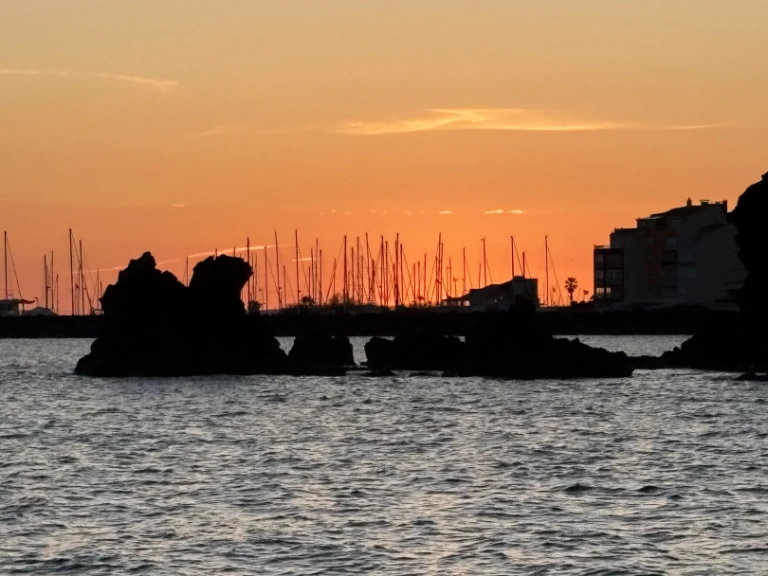 Barca a motore a noleggio a Le Cap d'Agde al miglior prezzo