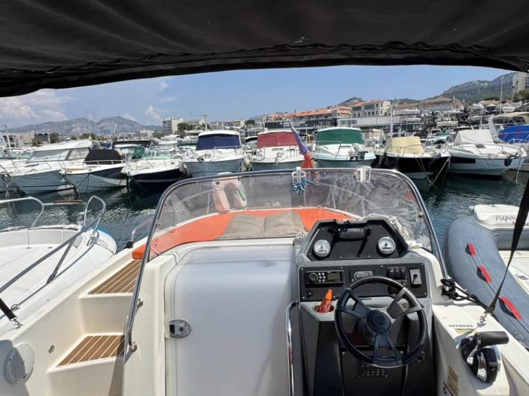 Noleggio barche Marsiglia economico Activ 755 Sundeck