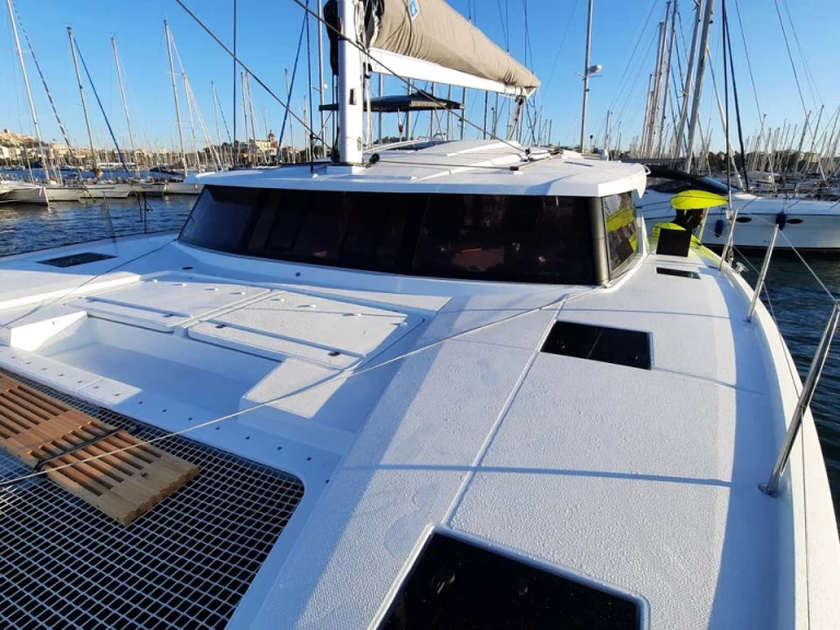 Noleggio barche Fountaine Pajot Astrea 42 a Lefkáda su Samboat