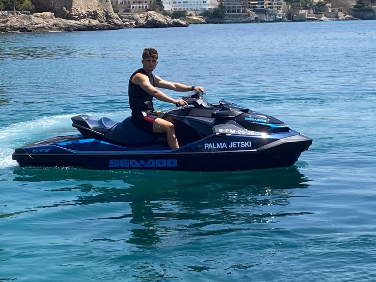 Noleggio Moto d'acqua a Palma de Maiorca –  SEADOO GTX 230
