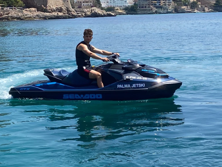 Noleggio Moto d'acqua con o senza skipper  a Palma de Maiorca