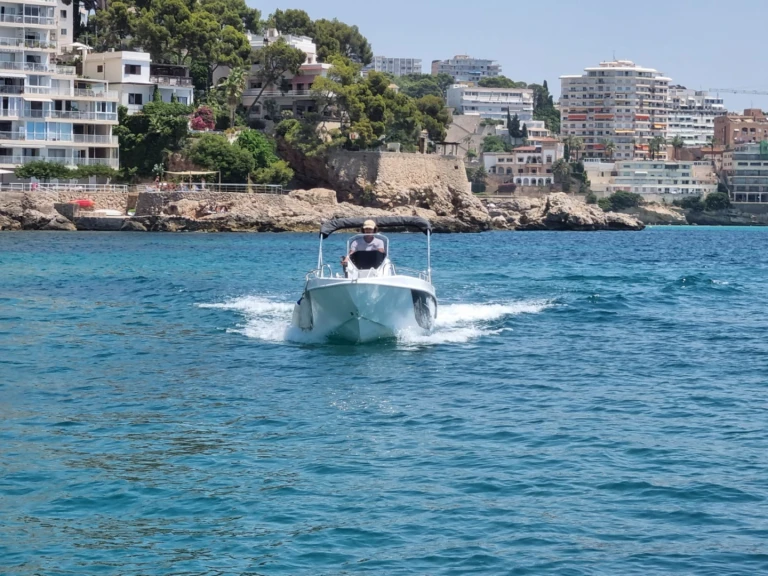 Noleggio Barca a motore con o senza skipper Trimarchi a Palma de Maiorca