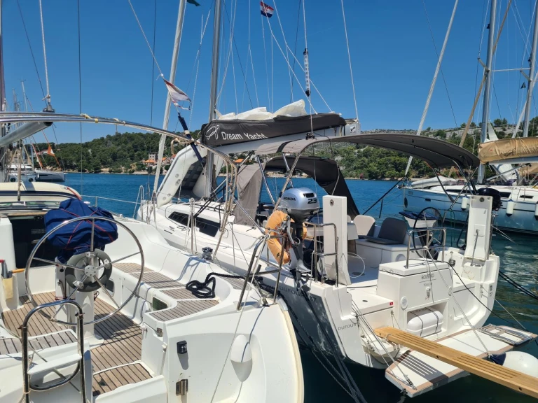 Noleggio Barca a vela con o senza skipper Dufour a Zaton