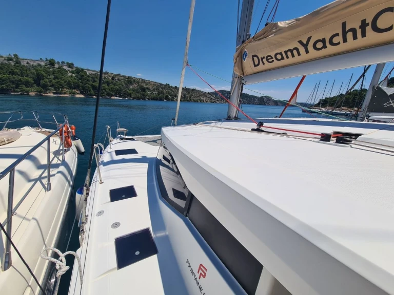 Noleggio barche Fountaine Pajot Lucia 40 a Zaton su Samboat