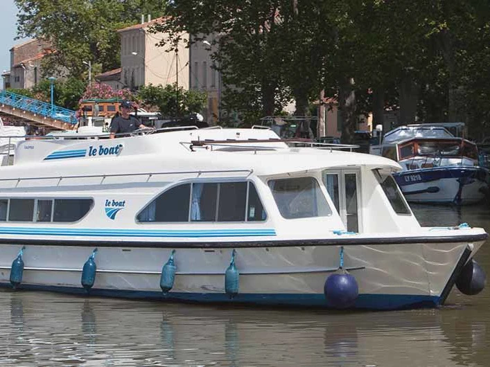 Noleggiare una Le Boat Calypso a Homps