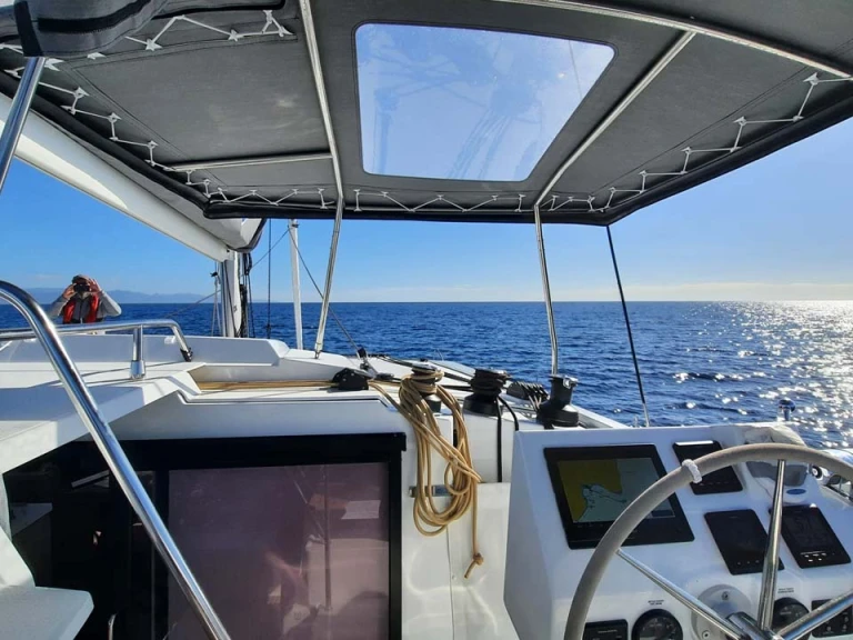 Noleggio barche Fountaine Pajot Astrea 42 a Lefkáda su Samboat