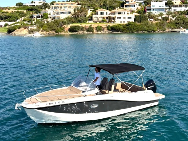 Noleggio barche Quicksilver Activ 755 Sundeck a Mahon Port su Samboat