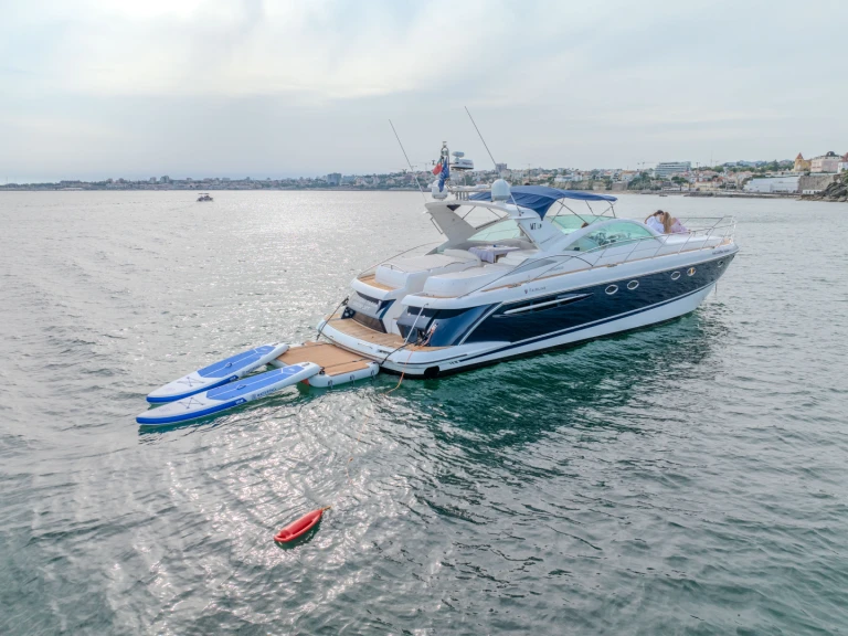 Noleggio Barca a motore Fairline con patente nautica