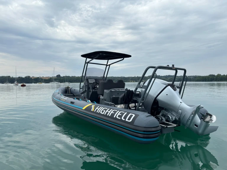 Noleggiare una Highfield Highfield Sport 650 a Dinard
