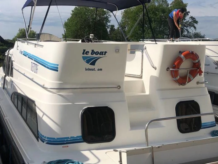 Noleggiare una Le Boat Mystique a Trèbes