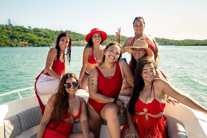 Catamarano a noleggio a Bahía de Cartagena de Indias al miglior prezzo