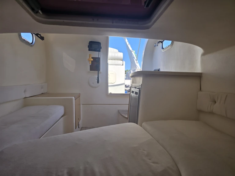 Noleggio a Francia – Capelli Tempest 900 WA su SamBoat
