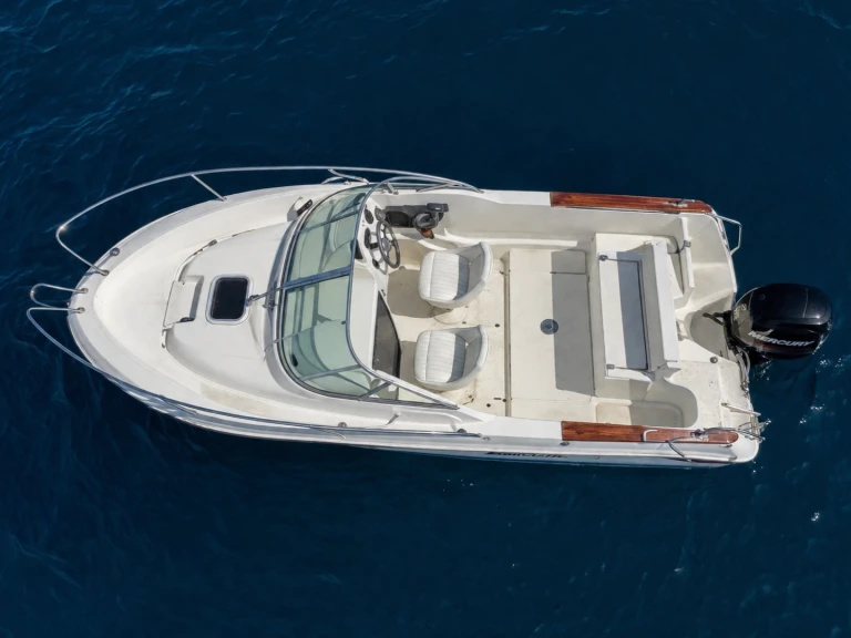 Noleggio barche Jeanneau Cap Camarat 615 WA a Martigues su Samboat