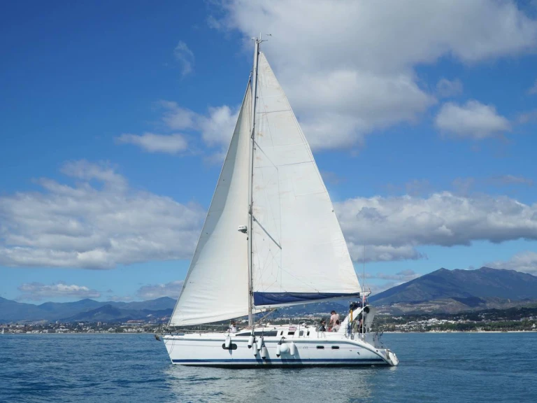 Noleggio Barca a vela con o senza skipper Hunter a Marbella