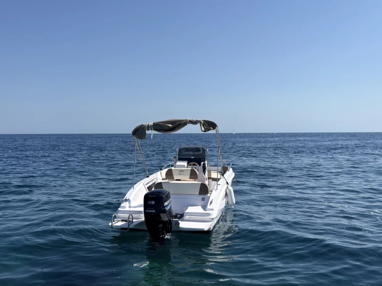 Noleggio Gommone con o senza skipper Rib a Palamós