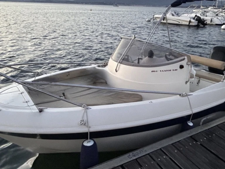 Noleggio Barca a motore Poseidon con patente nautica