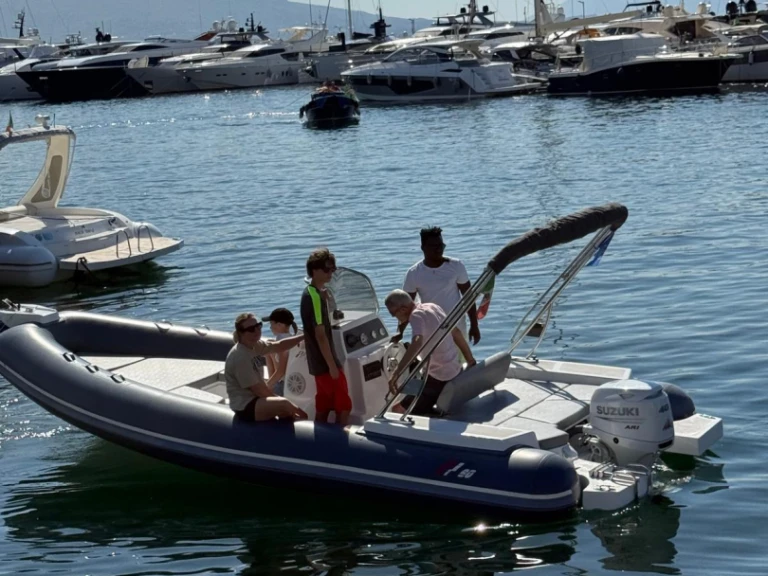Noleggio Gommone a Mergellina – Panamera Yacht PY60