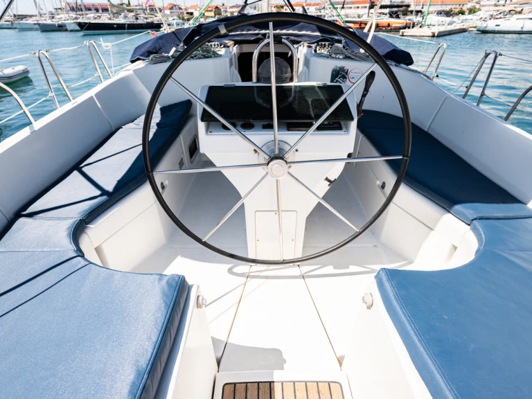 Noleggio Barca a vela a Pirovac – Bénéteau Oceanis 411 Clipper