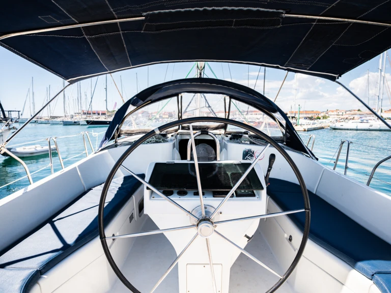 Noleggio barche Bénéteau Oceanis 411 Clipper a Pirovac su Samboat