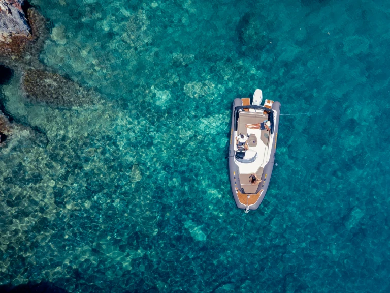 Barracuda Aquamax B23F da affittare a  Lesina (Hvar)