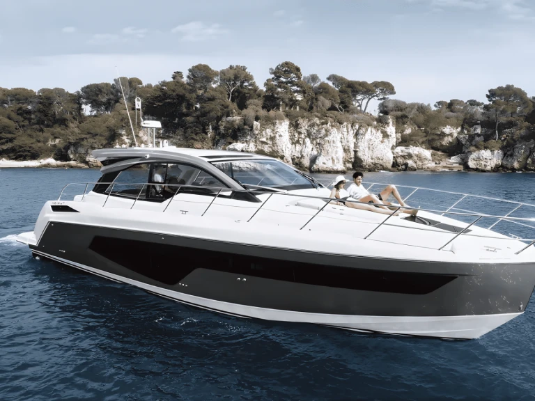 Noleggiare una Azimut Azimut 51 a Palaio Faliro