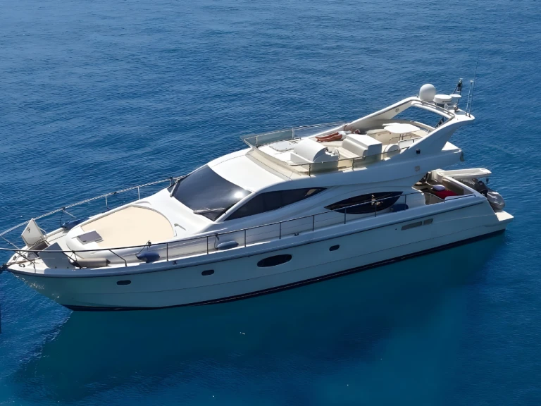 Ferretti Ferretti 550 da affittare a  Paros (Isola)