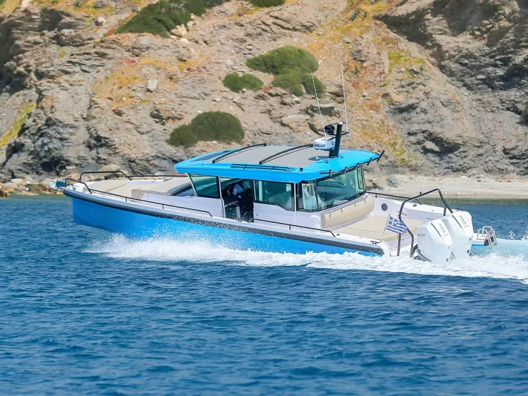Barca a motore a noleggio a Sifnos al miglior prezzo