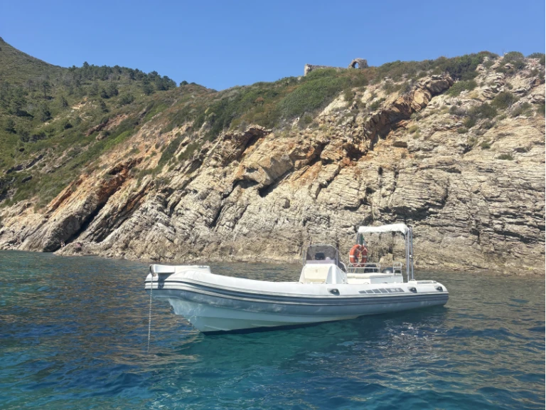 Noleggiare una Bsc BSC 75 a Castiglione della Pescaia