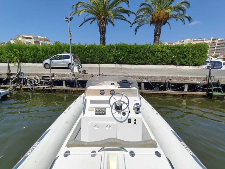 Noleggio Gommone a Port de Cannes Marina – Selva Selva D840 Exclusive