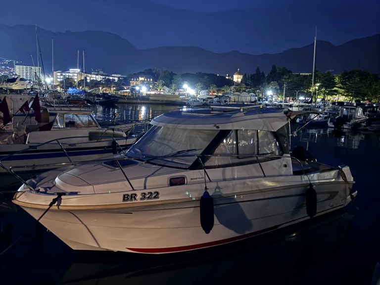 Noleggio a Bar – Bénéteau Antares 780 su SamBoat