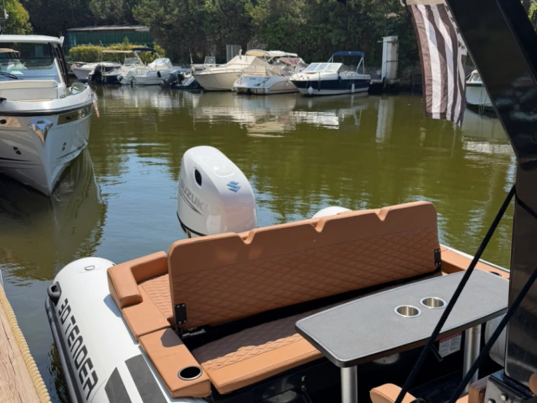 Noleggio Gommone 3D Tender con patente nautica