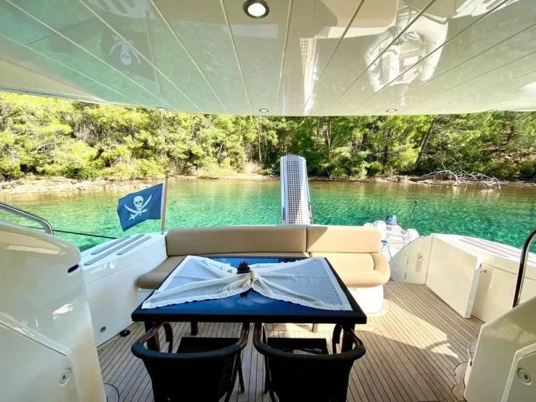 Noleggio Barca a motore Custom Made con patente nautica