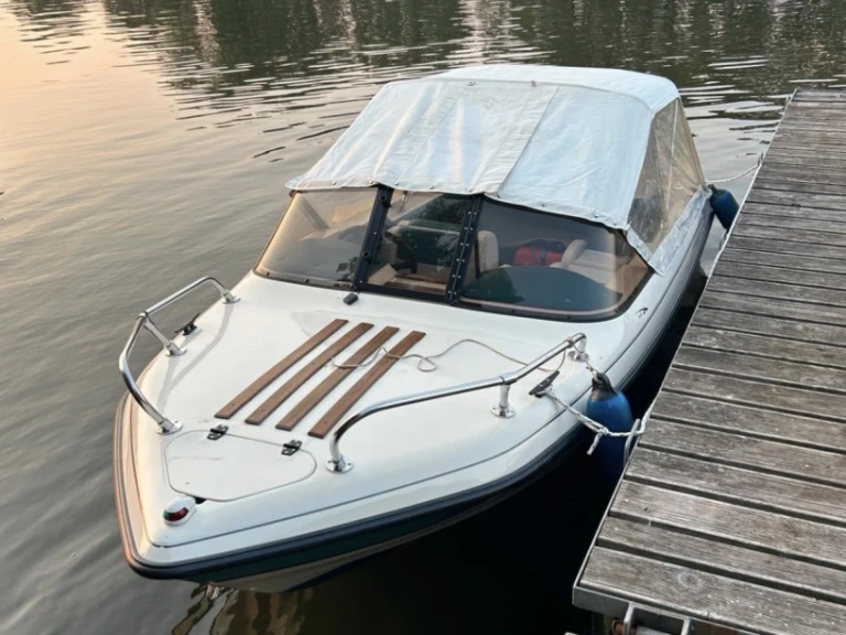 Noleggio a Kreisfreie Stadt Wolfsburg – Fiberline 148 SE su SamBoat