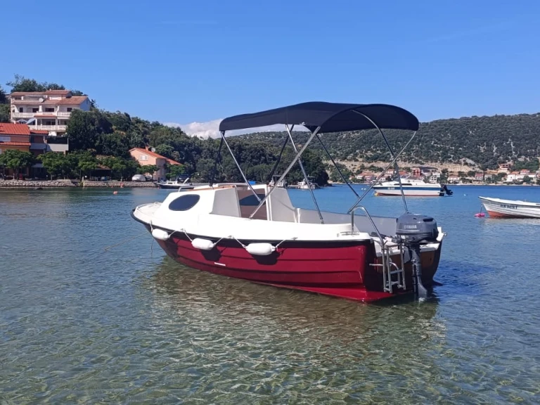 Noleggiare una Adria 500 Cabin a Supetarska Draga